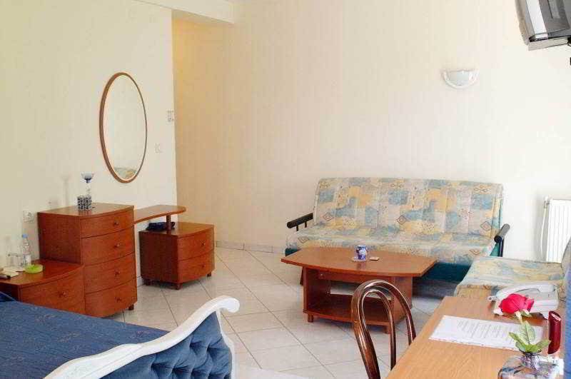Vip Hotel Skopje - New Management מראה חיצוני תמונה