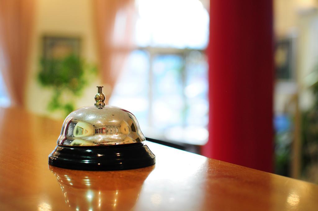 Vip Hotel Skopje - New Management מראה חיצוני תמונה